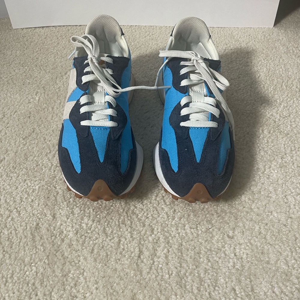 Men’s Size 9/ Women’s Size 10. New Balance 327 Blue Lifestyle Sneakers